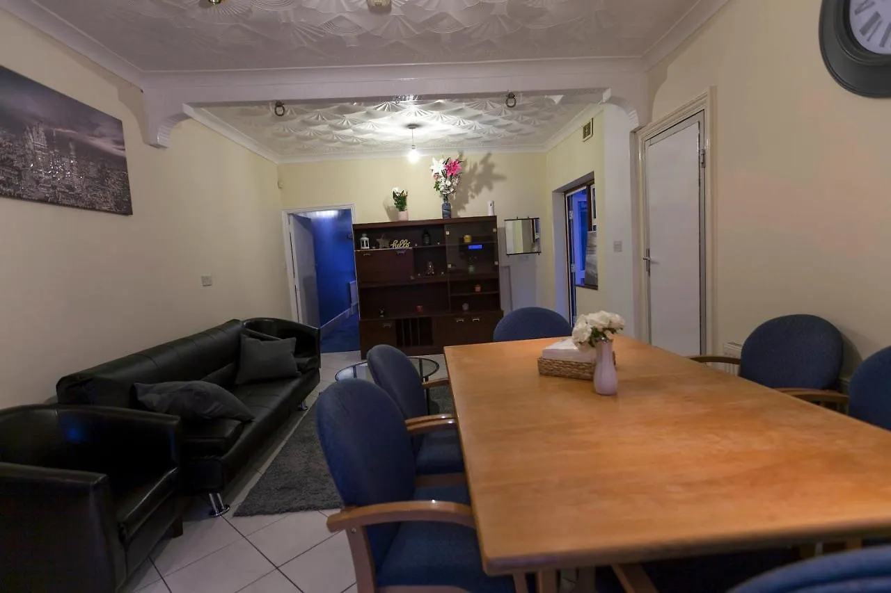 Adam Short Stay London Guest house