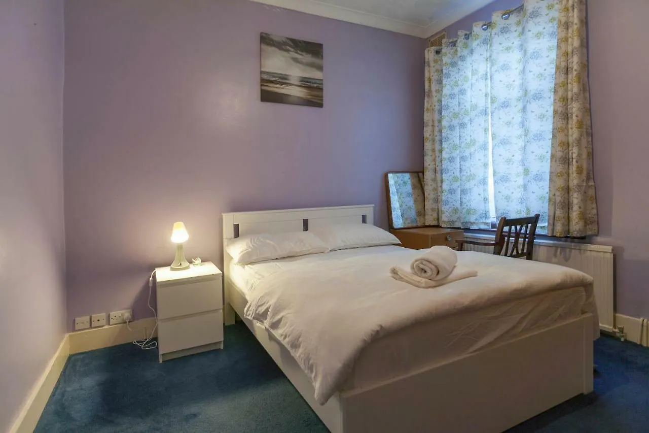 Adam Short Stay London Guest house